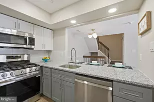 1812 Society Pl, Newtown, PA 18940 - Photo 9