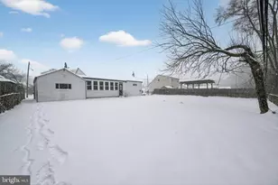 3525 Rockview Dr, Bristol, PA 19007 - Photo 23