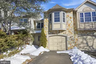 43 Birch Ct, Newtown, PA 18940 - Photo 1