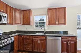 56 Camellia Ct, Newtown, PA 18940 - Photo 5