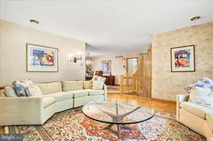 1716 Triumphe Way, Warrington, PA 18976 - Photo 9