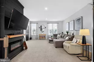 222 Center Dr, Dublin, PA 18917 - Photo 15