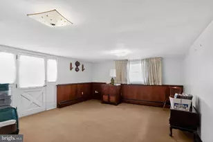 10 Taylor St, Bristol, PA 19007 - Photo 7