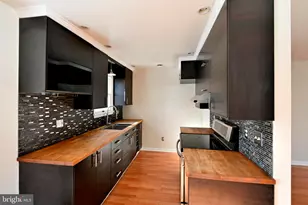 35 Fairway Dr, Yardley, PA 19067 - Photo 5