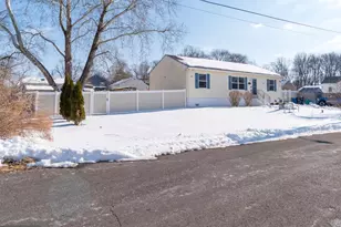 3820 Naples St, Levittown, PA 19056 - Photo 29
