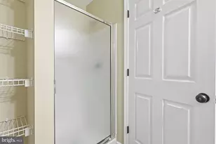 24 Avenrowe Ct, Fairless Hills, PA 19030 - Photo 19