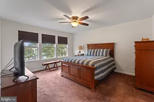 484 Rowan St, Warminster, PA 18974 - Photo 21