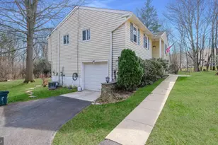 791 Griffiths Rd, Warrington, PA 18976 - Photo 3