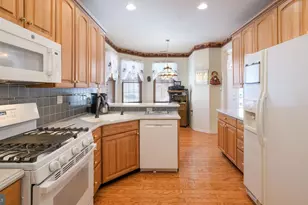 627 Bellflower Rd, Langhorne, PA 19047 - Photo 13