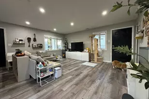 28 Outlook Ln, Levittown, PA 19055 - Photo 15