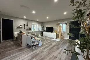 28 Outlook Ln, Levittown, PA 19055 - Photo 1