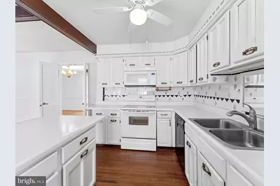 25 Essex Place, Newtown, PA 18940 - Photo 13