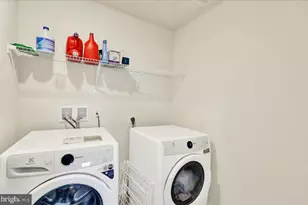 1076 Mariwill Dr, Quakertown, PA 18951 - Photo 33