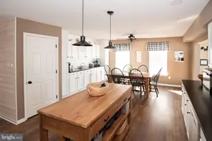 2038 Valley View Dr, Quakertown, PA 18951 - Photo 11