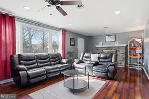 34 Balsam Ct, Holland, PA 18966 - Photo 9