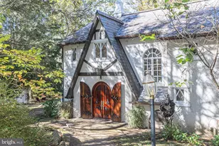 132 E Dark Hollow Rd, Pipersville, PA 18947 - Photo 1