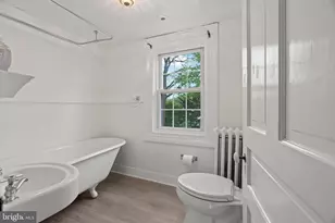 209 N Bellevue Ave, Langhorne, PA 19047 - Photo 49