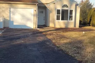 4 Stewer Ln, Perkasie, PA 18944 - Photo 1