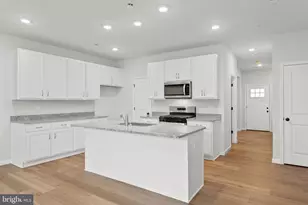 46 N 8th St, Perkasie, PA 18944 - Photo 1