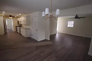 596 Rosemar Dr, Morrisville, PA 19067 - Photo 5