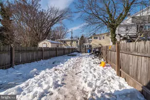 435 Cedar Street St, Bristol, PA 19007 - Photo 31