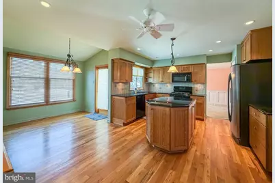 304 Barnsbury Road, Langhorne, PA 19047 - Photo 15