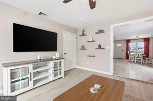 201 Allendale Dr, Morrisville, PA 19067 - Photo 15