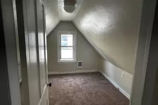 416 Washington St, Bristol, PA 19007 - Photo 9