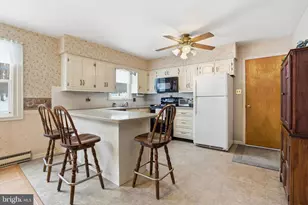 1627 Diamond St, Sellersville, PA 18960 - Photo 9