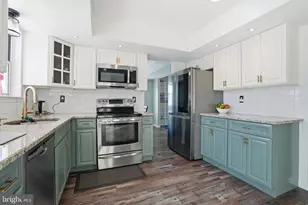 2524 Valley View Rd, Bensalem, PA 19020 - Photo 9