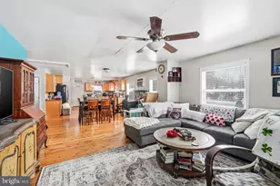 41 Pleasant Ave, Langhorne, PA 19047 - Photo 7