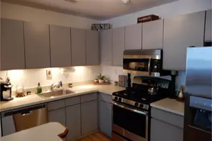 810 Diamond Dr, Newtown, PA 18940 - Photo 7