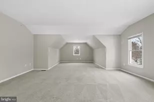 301 Brookside Ct, Chalfont, PA 18914 - Photo 37