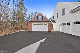 301 Brookside Ct, Chalfont, PA 18914 - Photo 61