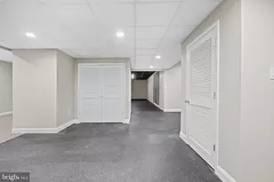 301 Brookside Ct, Chalfont, PA 18914 - Photo 59