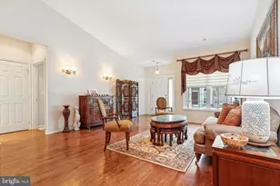 189 Villa Dr, Warminster, PA 18974 - Photo 5