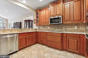 189 Villa Dr, Warminster, PA 18974 - Photo 11