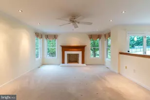 56 W Windrose Dr, Richboro, PA 18954 - Photo 31