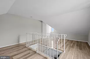 702 Corson St, Bristol, PA 19007 - Photo 21