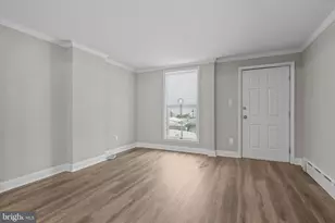 702 Corson St, Bristol, PA 19007 - Photo 9