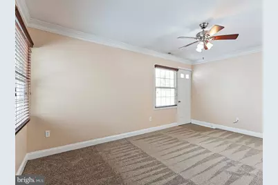 302 Oaktree Drive, Levittown, PA 19055 - Photo 21