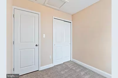 302 Oaktree Drive, Levittown, PA 19055 - Photo 29