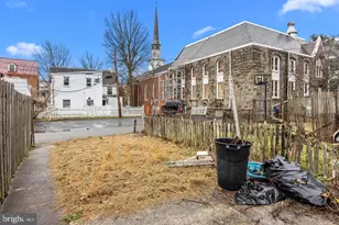 244 Cedar St, Bristol, PA 19007 - Photo 17