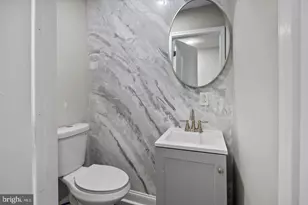 244 Cedar St, Bristol, PA 19007 - Photo 7