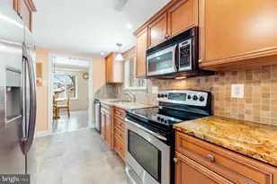 18 Golf Club Dr, Langhorne, PA 19047 - Photo 7