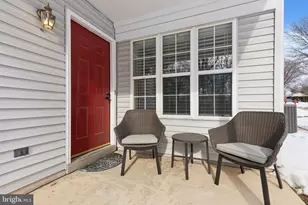 322 Fountain Farm Ln, Newtown, PA 18940 - Photo 3