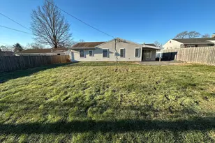 22 Gable Hill Rd, Levittown, PA 19057 - Photo 3