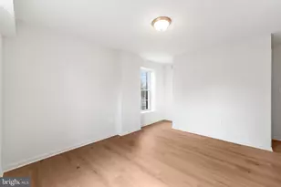 2210 New Falls Rd, Levittown, PA 19056 - Photo 21