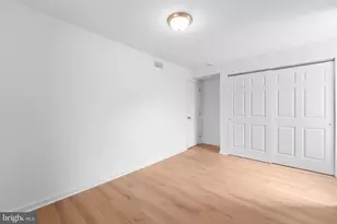 2210 New Falls Rd, Levittown, PA 19056 - Photo 19