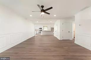 43 Petunia Rd, Levittown, PA 19056 - Photo 7